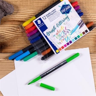 Štětcové fixy "Brush letter Duo", sada, 12 barev, 0,5-0,8/1,0-6,0 mm, oboustranné, STAEDTLER